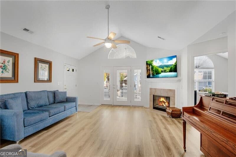 2 bedroom, 2 bathroom, 1,560 sq ft condominium for sale at 35104 Harvest Ridge Lane 35, Johns Creek, GA 30022 — photo 3