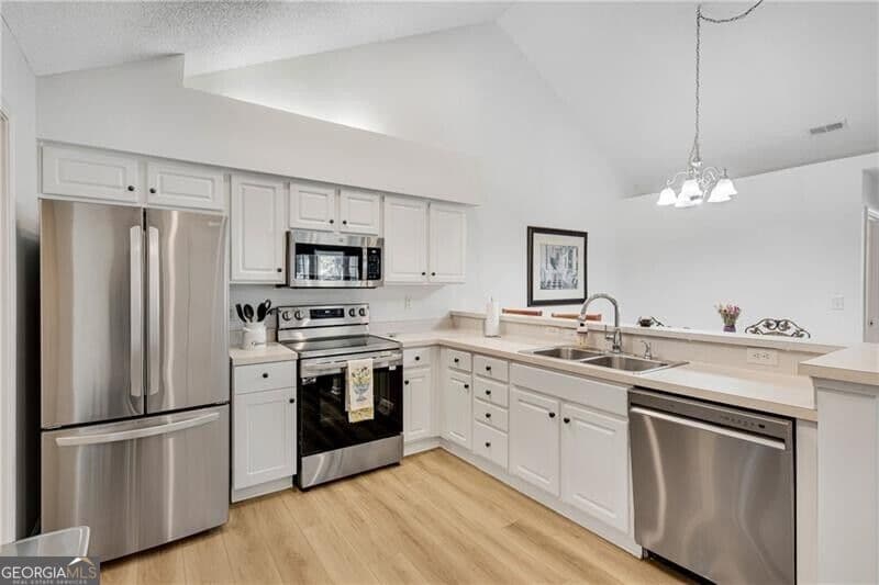 2 bedroom, 2 bathroom, 1,560 sq ft condominium for sale at 35104 Harvest Ridge Lane 35, Johns Creek, GA 30022 — photo 10