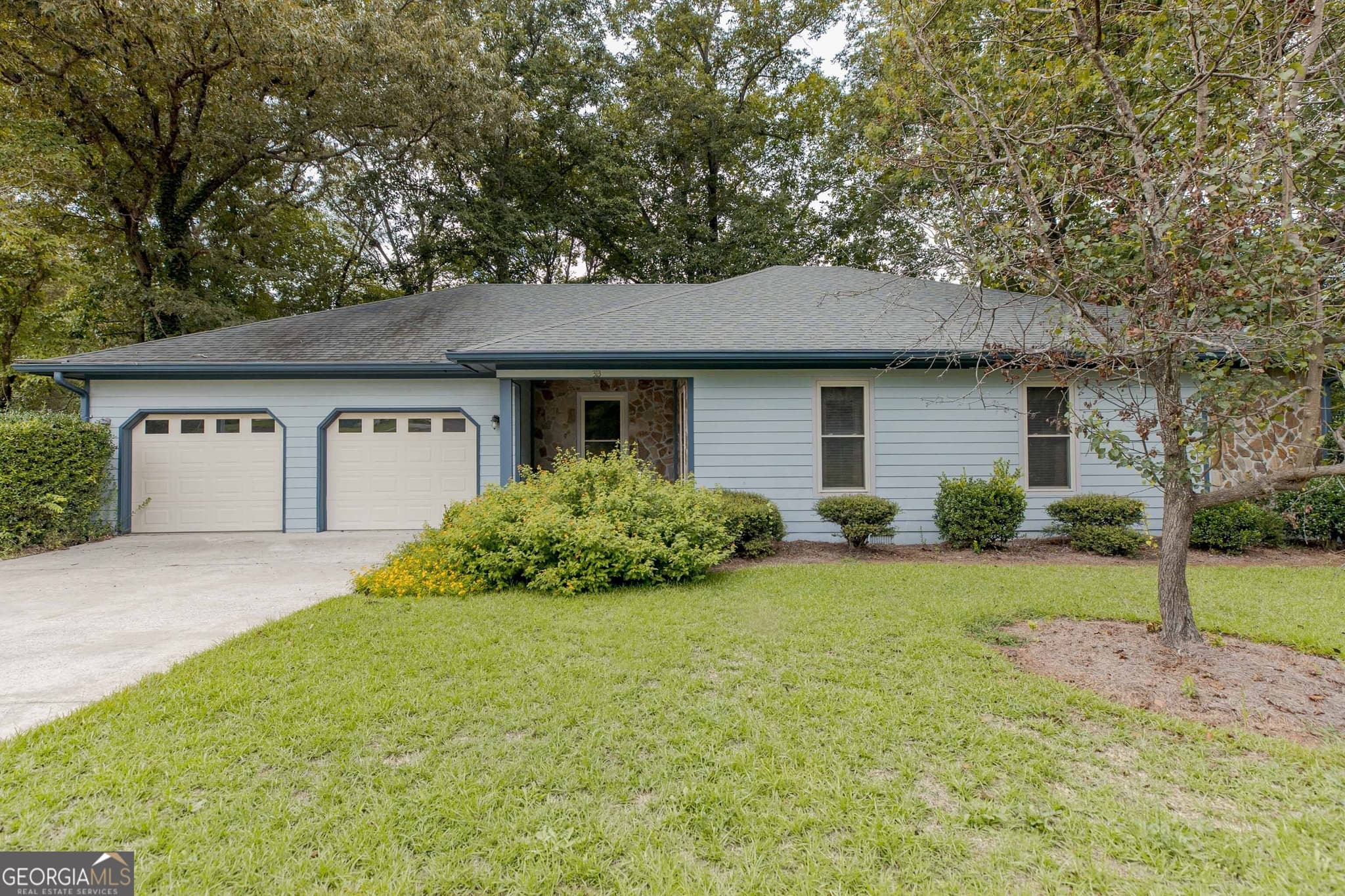 3 bedroom, 2 bathroom, 1,850 sq ft single family residence sold at 313 Dogwood Glen Drive, Centerville, GA 31028