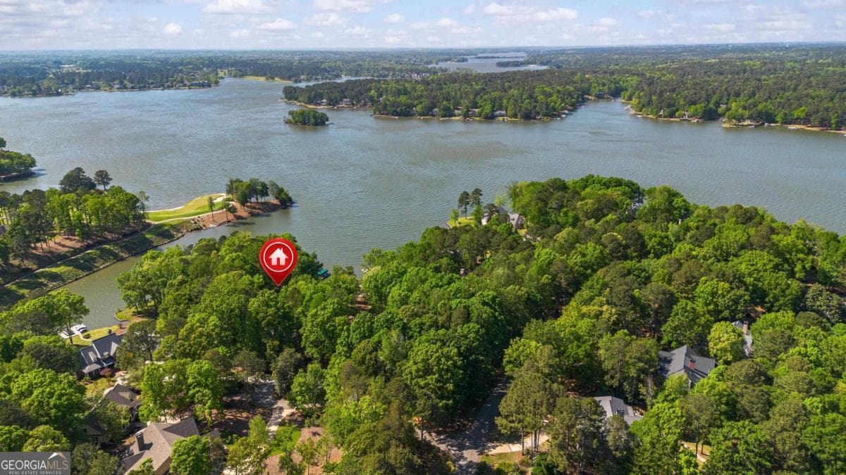 4 bedroom, 3.5 bathroom single family residence for sale at 129 Barrington Hall Drive, Eatonton, GA 31024 — photo 7