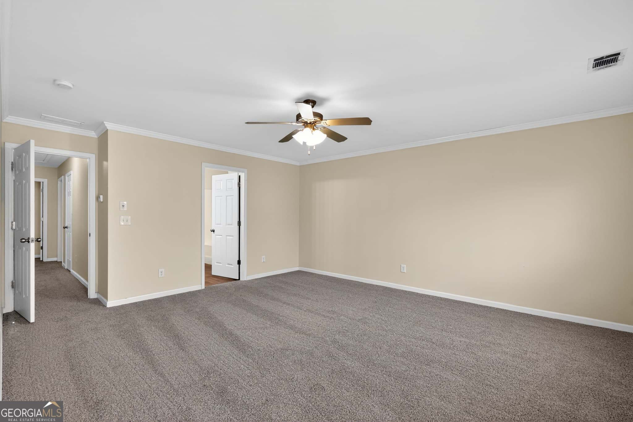 4 bedroom, 2.5 bathroom, 1,992 sq ft condominium for sale at 6361 Shadow Square, Lithonia, GA 30058 — photo 10