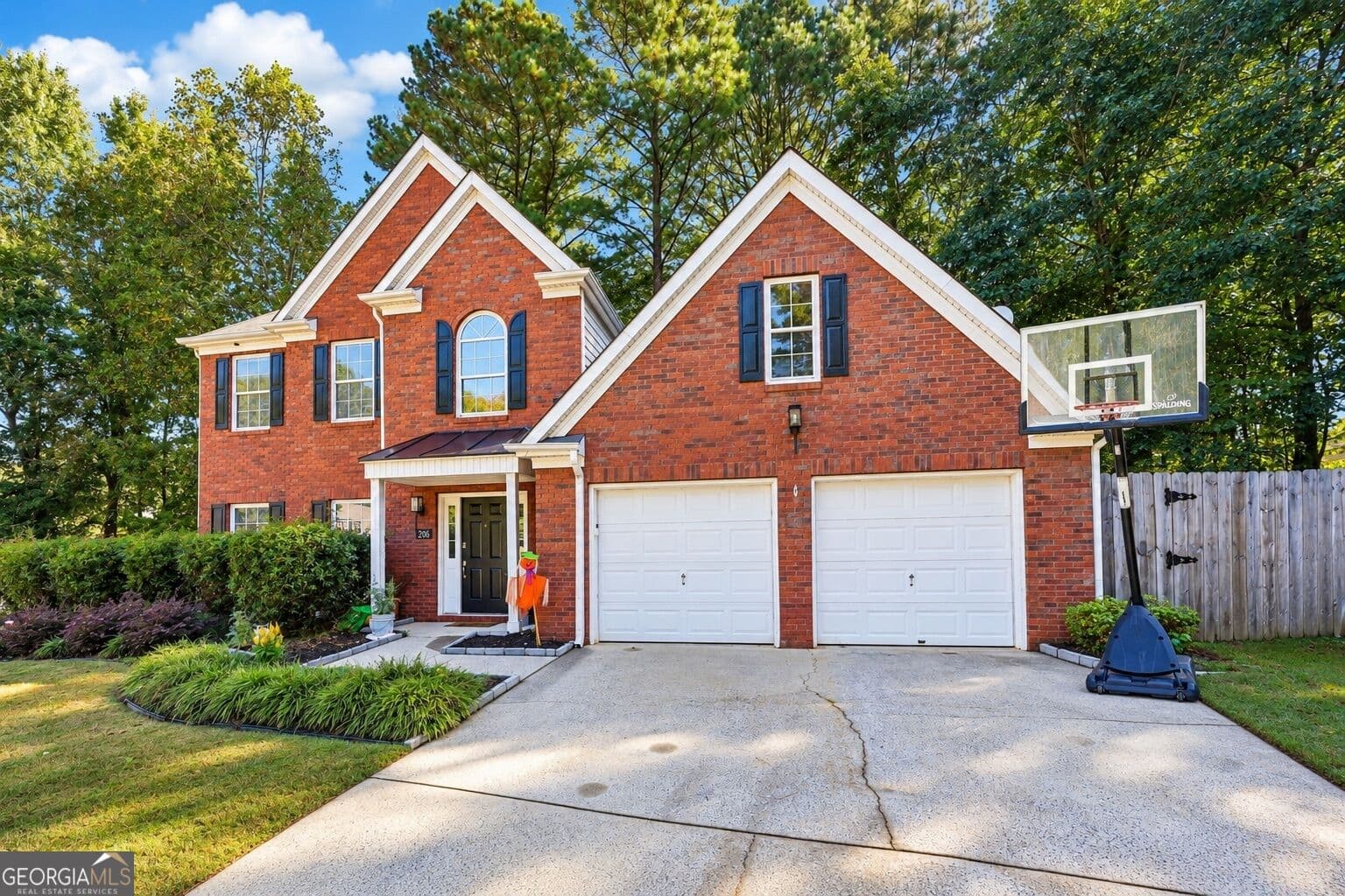 4 bedroom, 2.5 bathroom, 2,585 sq ft single family residence for sale at 206 Five Iron Court, Kennesaw, GA 30144 — photo 3