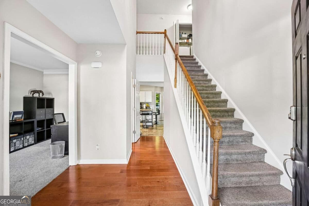 4 bedroom, 2.5 bathroom, 2,585 sq ft single family residence for sale at 206 Five Iron Court, Kennesaw, GA 30144 — photo 4