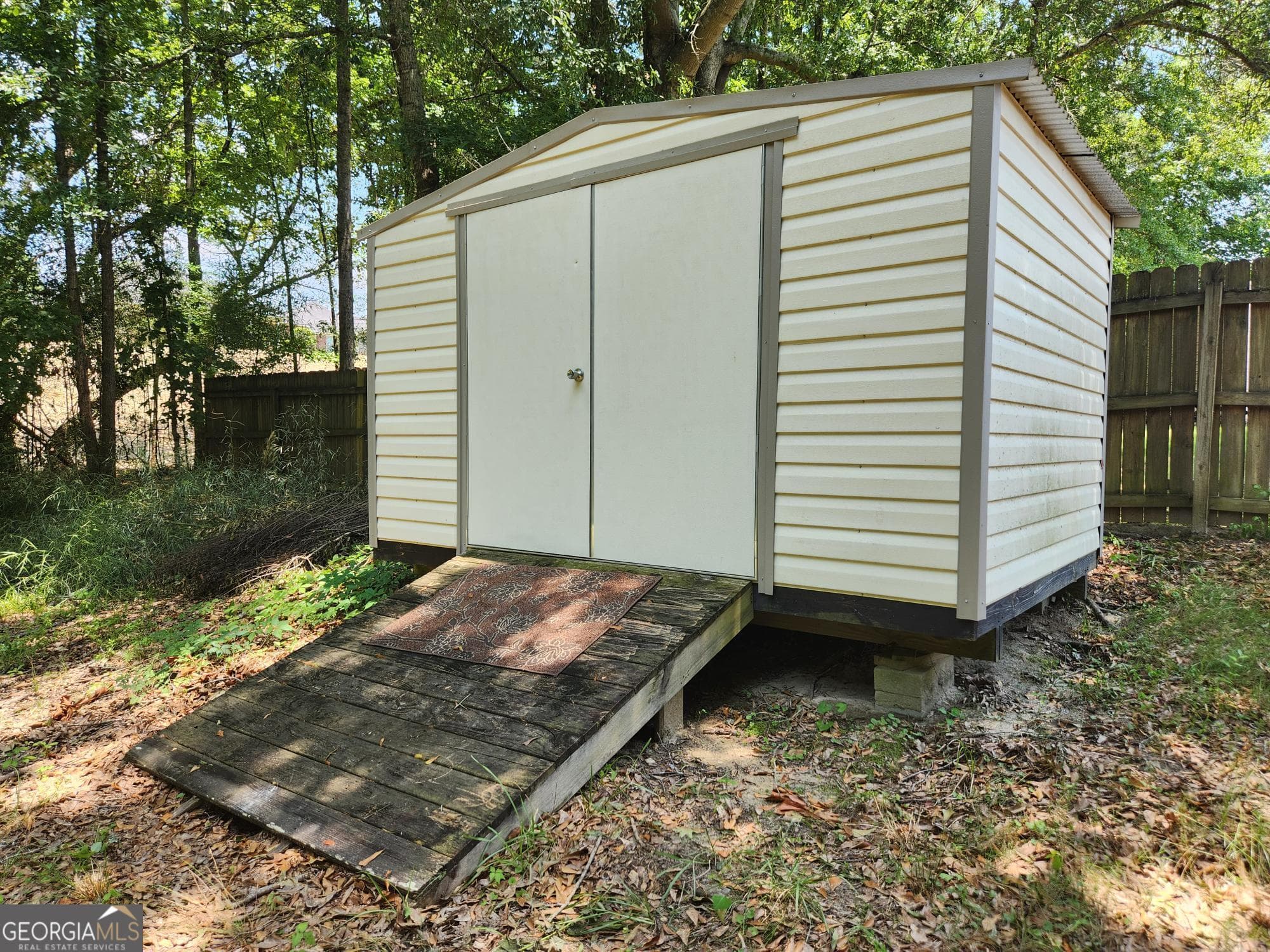 3 bedroom, 2 bathroom, 1,853 sq ft single family residence for rent at 7184 Village Loop, Columbus, GA 31904 for $2,200 a month — photo 3