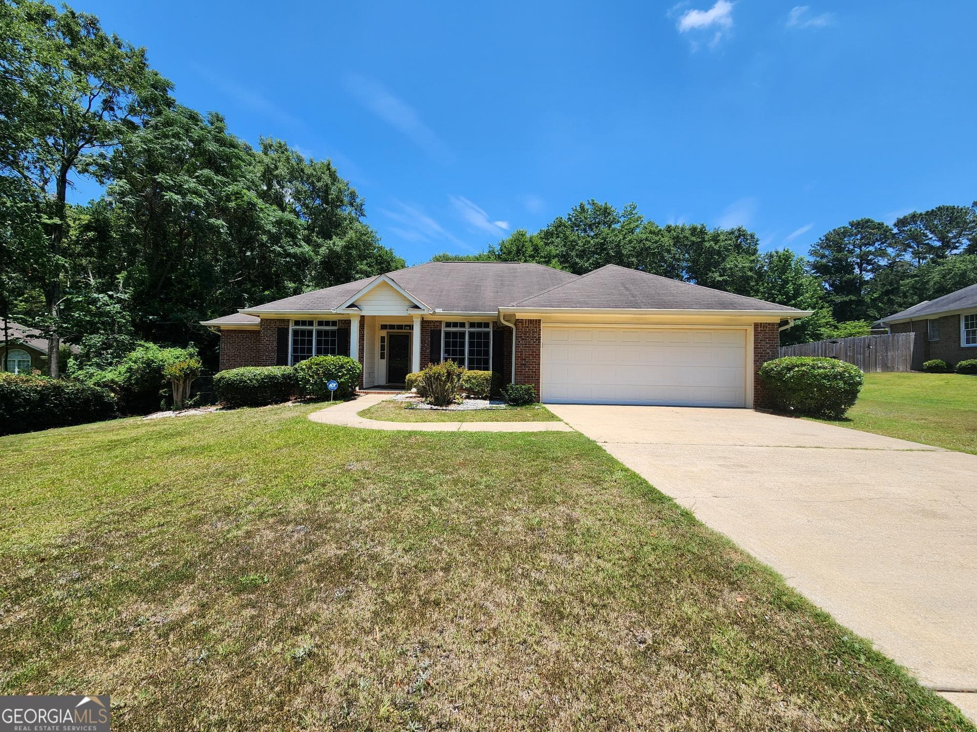 3 bedroom, 2 bathroom, 1,853 sq ft single family residence for rent at 7184 Village Loop, Columbus, GA 31904 for $2,200 a month — photo 1 of 23