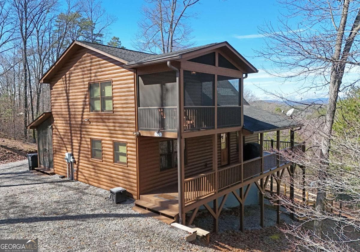 2 bedroom, 2 bathroom cabin,single family residence sold at 122 Weber Way Circle 119, Murphy, NC 28902