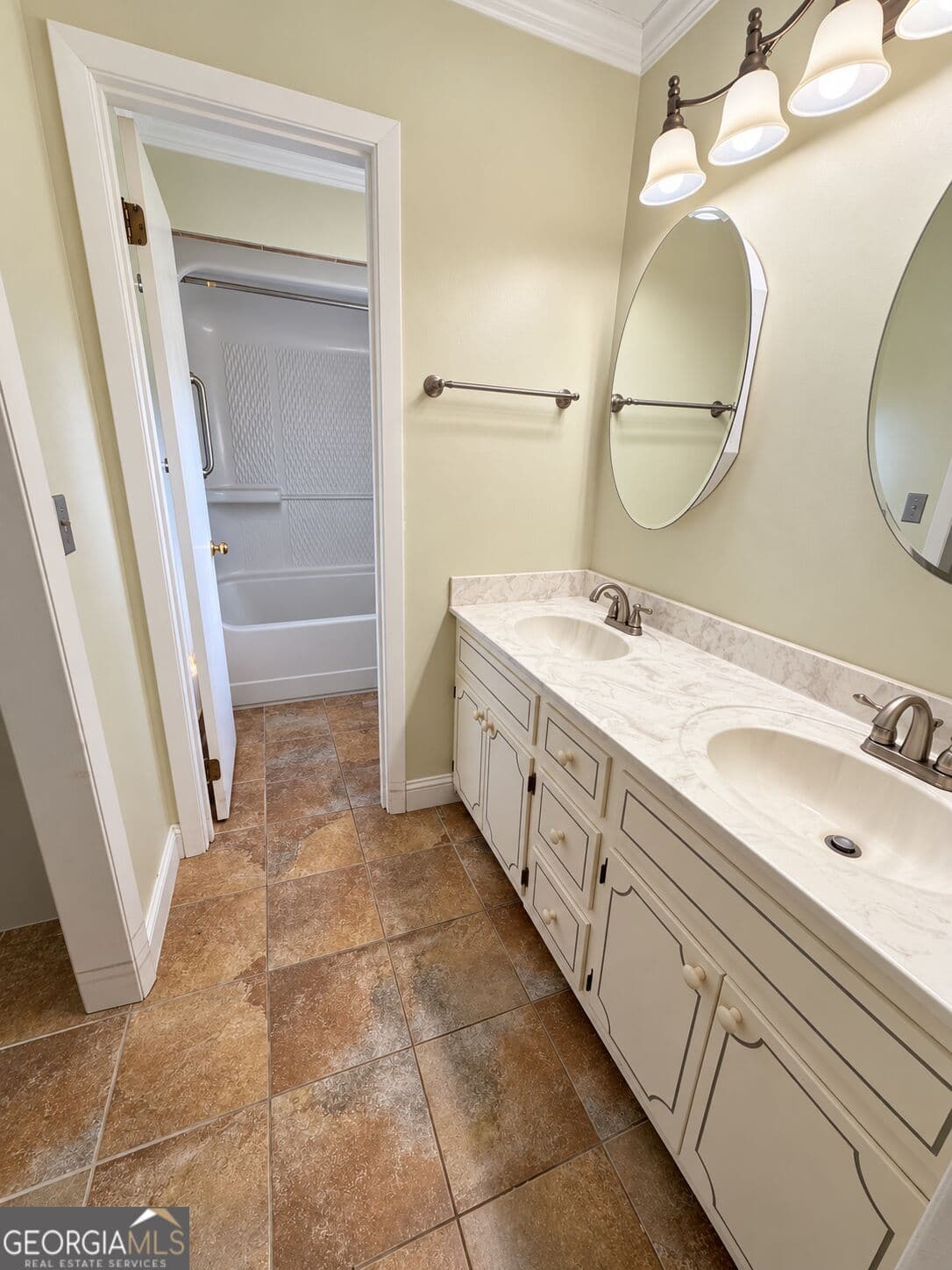 3 bedroom, 2 bathroom, 1,560 sq ft single family residence for sale at 1508 James Wilson Drive, Vidalia, GA 30474 — photo 10