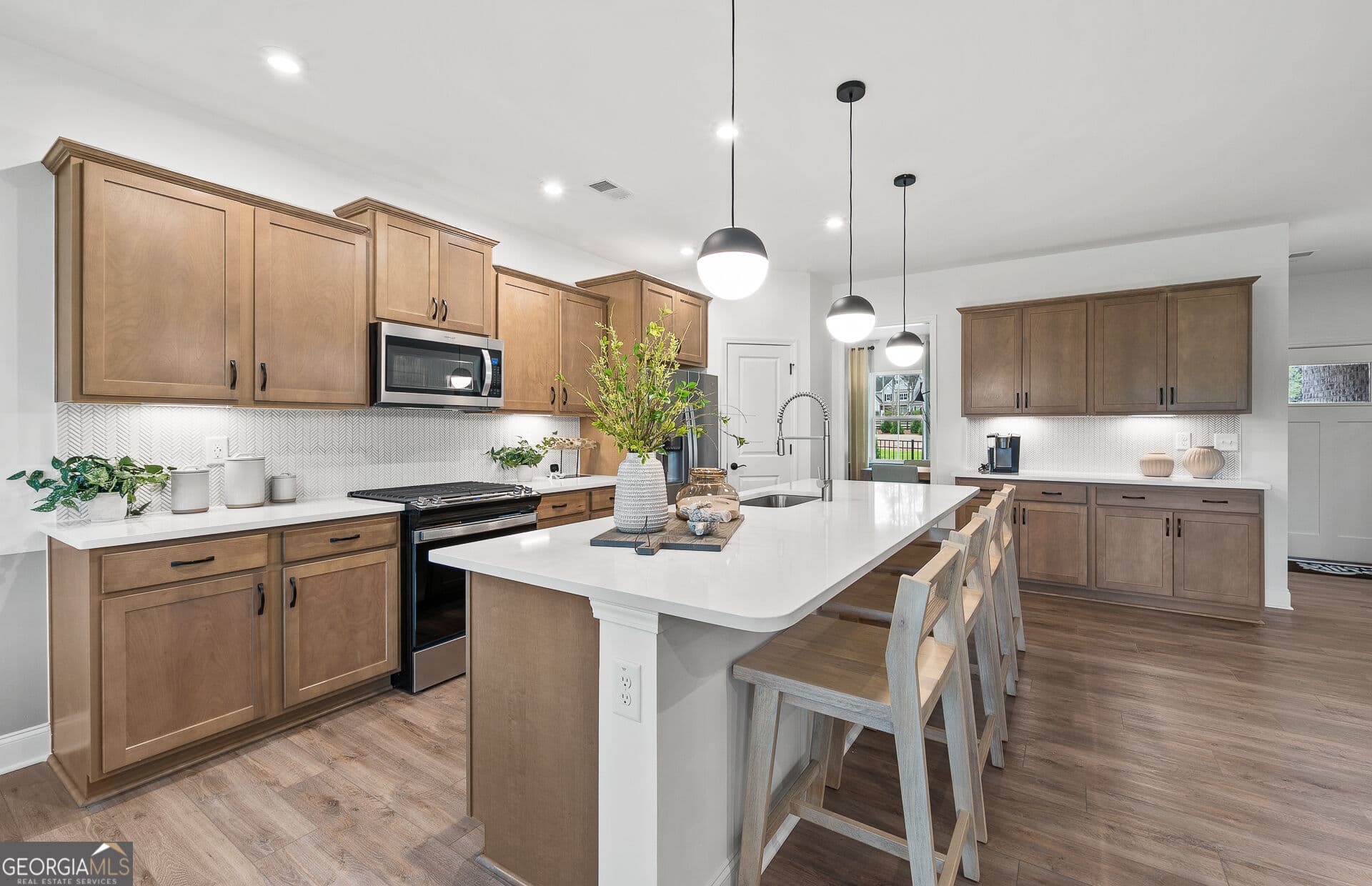 5 bedroom, 3 bathroom, 3,164 sq ft single family residence for sale at 1672 Branch Creek Drive -LOT 112, Cumming, GA 30040 — photo 7