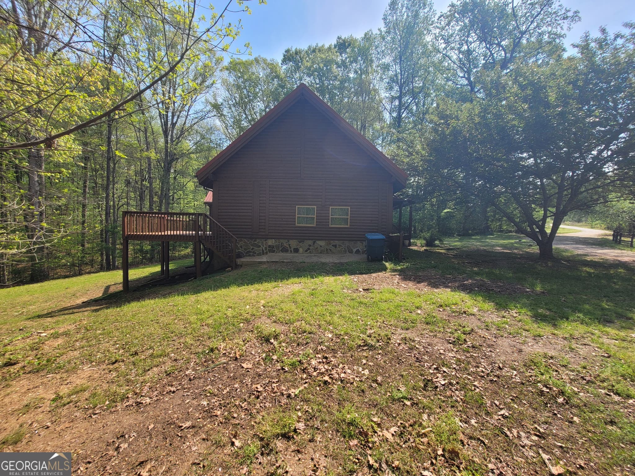 4 bedroom, 2 bathroom, 2,400 sq ft cabin,single family residence for rent at 2391 Booth Circle, Winder, GA 30680 for $2,100 a month — photo 6