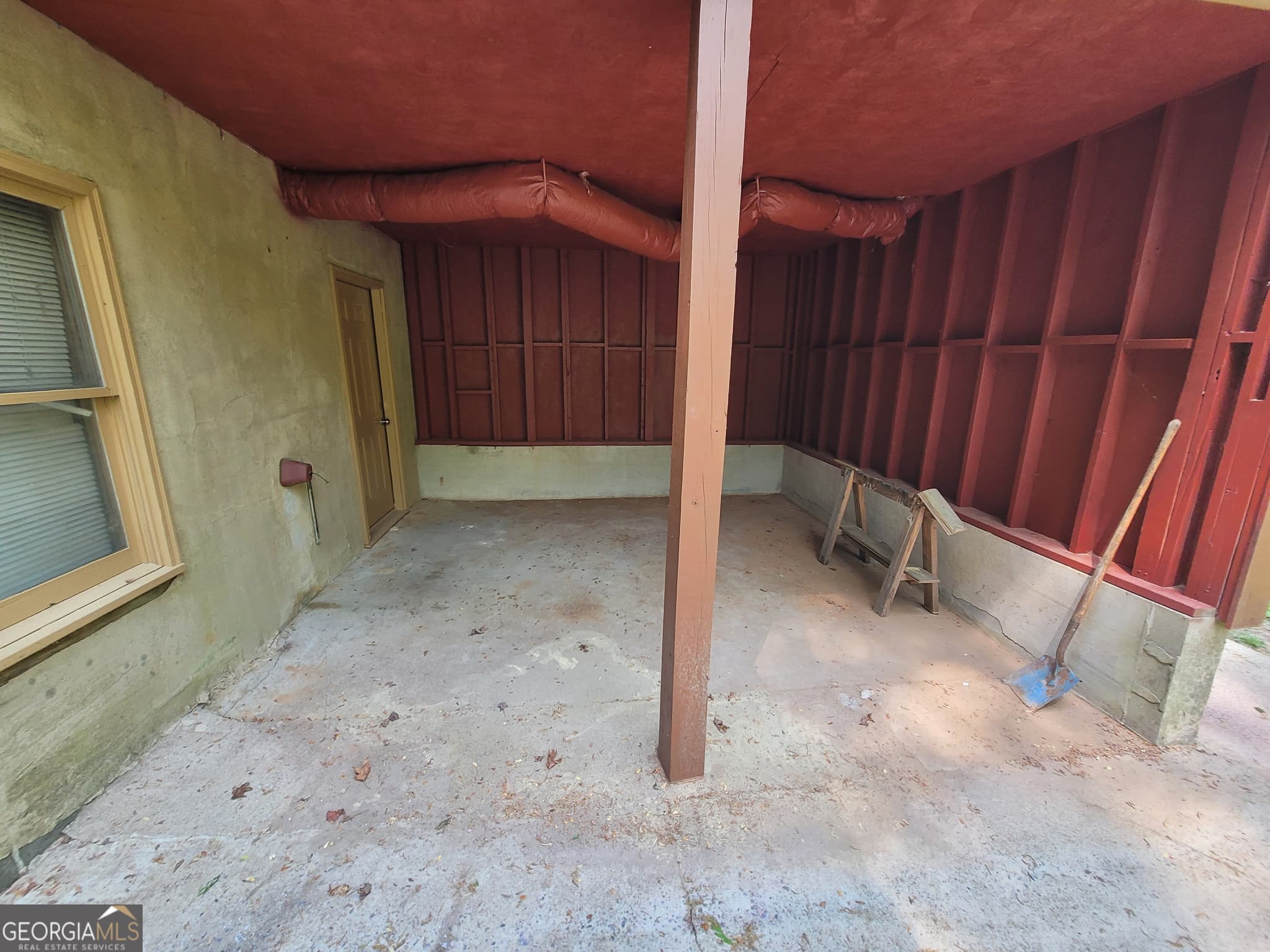 4 bedroom, 2 bathroom, 2,400 sq ft cabin,single family residence for rent at 2391 Booth Circle, Winder, GA 30680 for $2,100 a month — photo 9