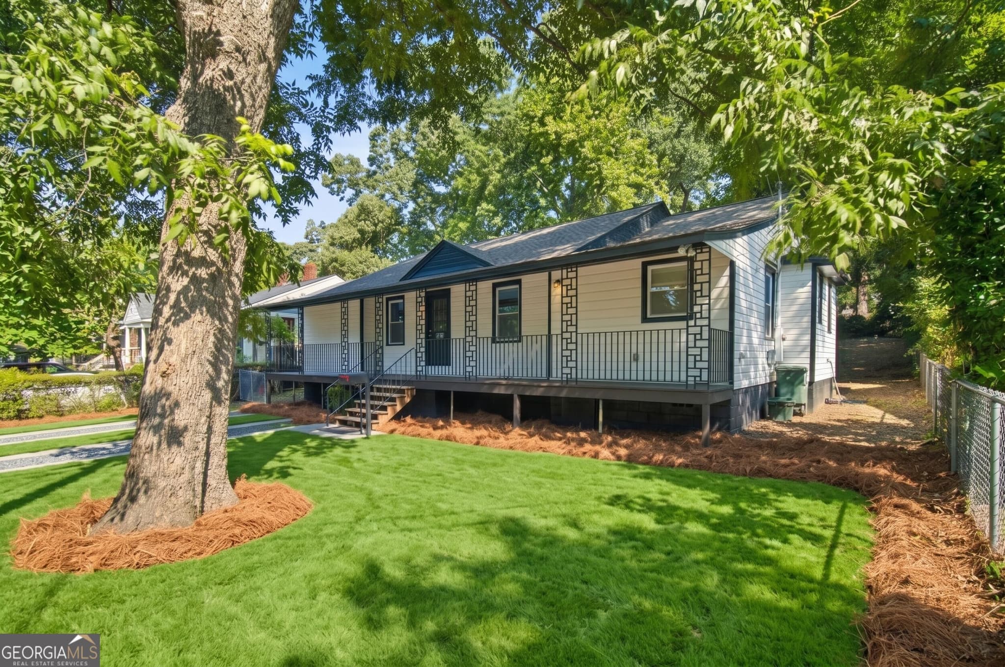 5 bedroom, 2 bathroom, 1,588 sq ft single family residence for sale at 473 Morningside Drive, Marietta, GA 30060 — photo 4