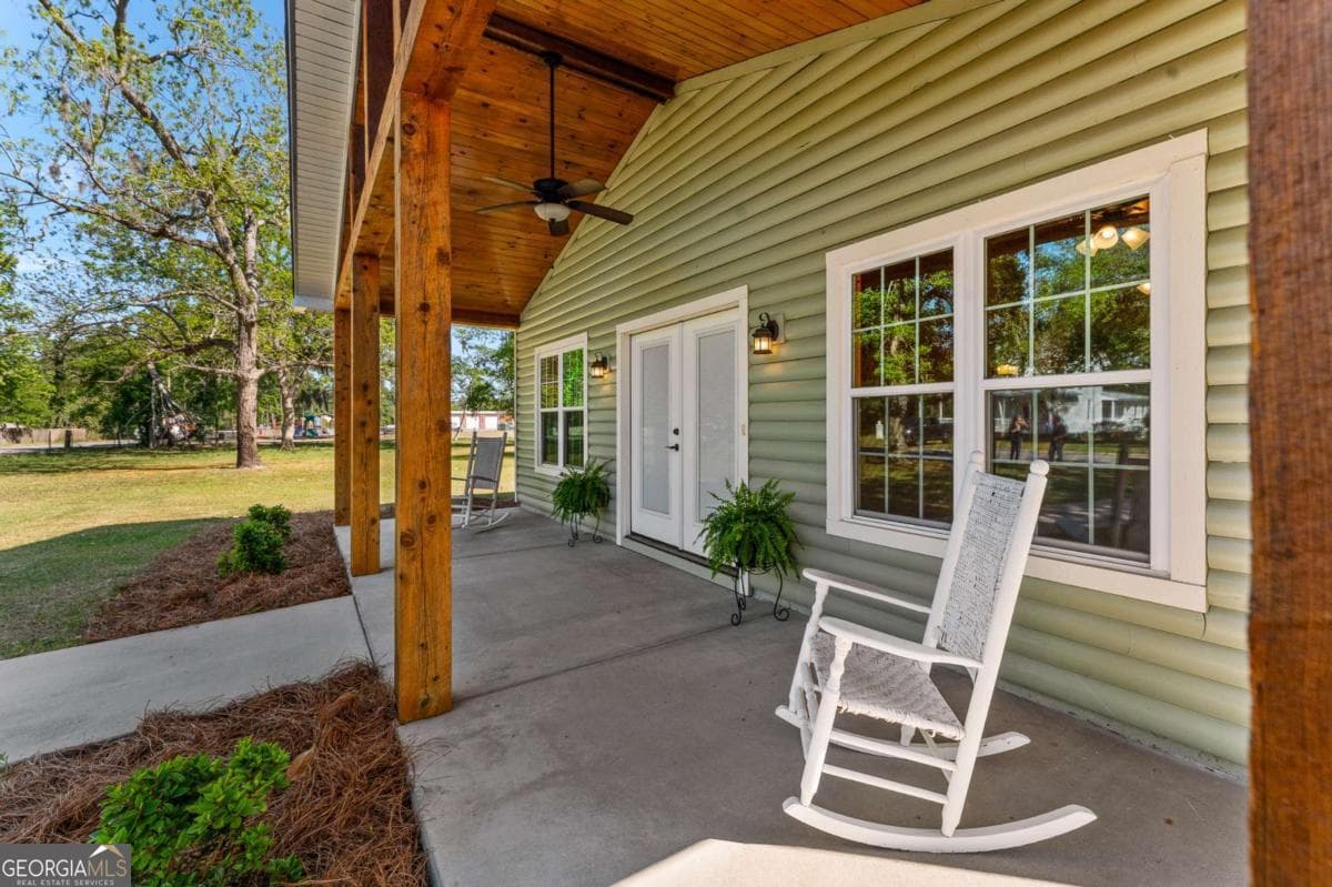 2 bedroom, 2 bathroom single family residence for sale at 406 Church Street, Guyton, GA 31312 — photo 2