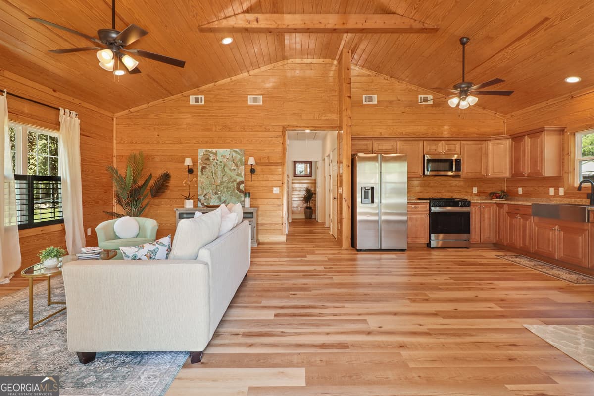 2 bedroom, 2 bathroom single family residence for sale at 406 Church Street, Guyton, GA 31312 — photo 5