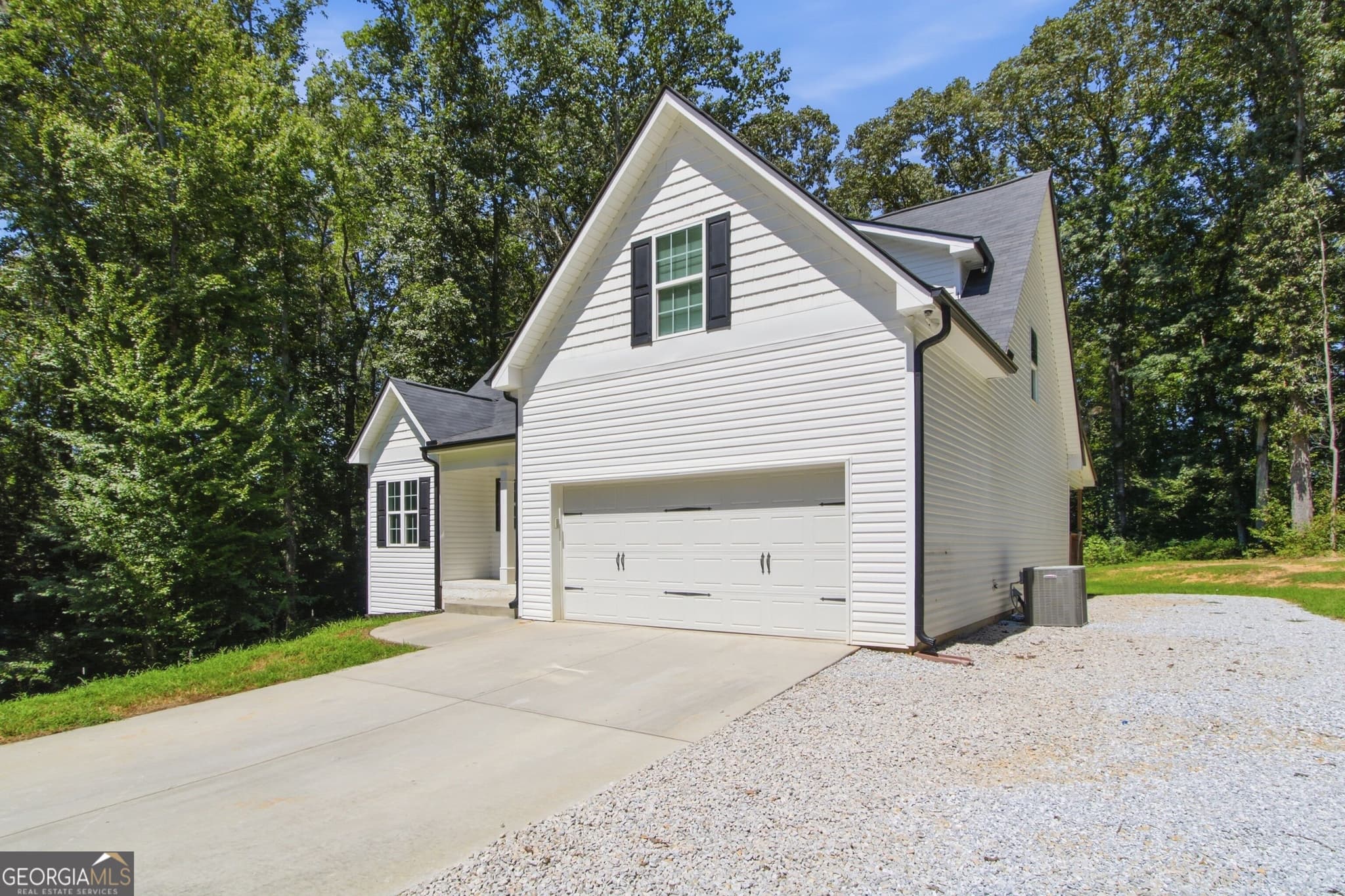 4 bedroom, 3.5 bathroom, 2,261 sq ft single family residence for sale at 522 Mountain Creek Drive, Maysville, GA 30558 — photo 6