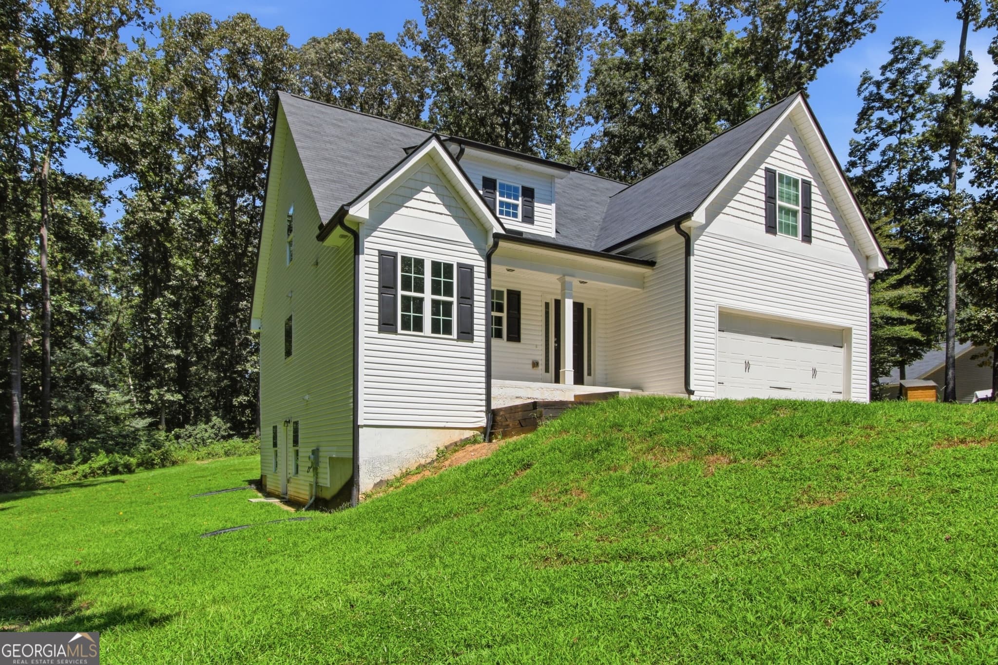 4 bedroom, 3.5 bathroom, 2,261 sq ft single family residence for sale at 522 Mountain Creek Drive, Maysville, GA 30558 — photo 5
