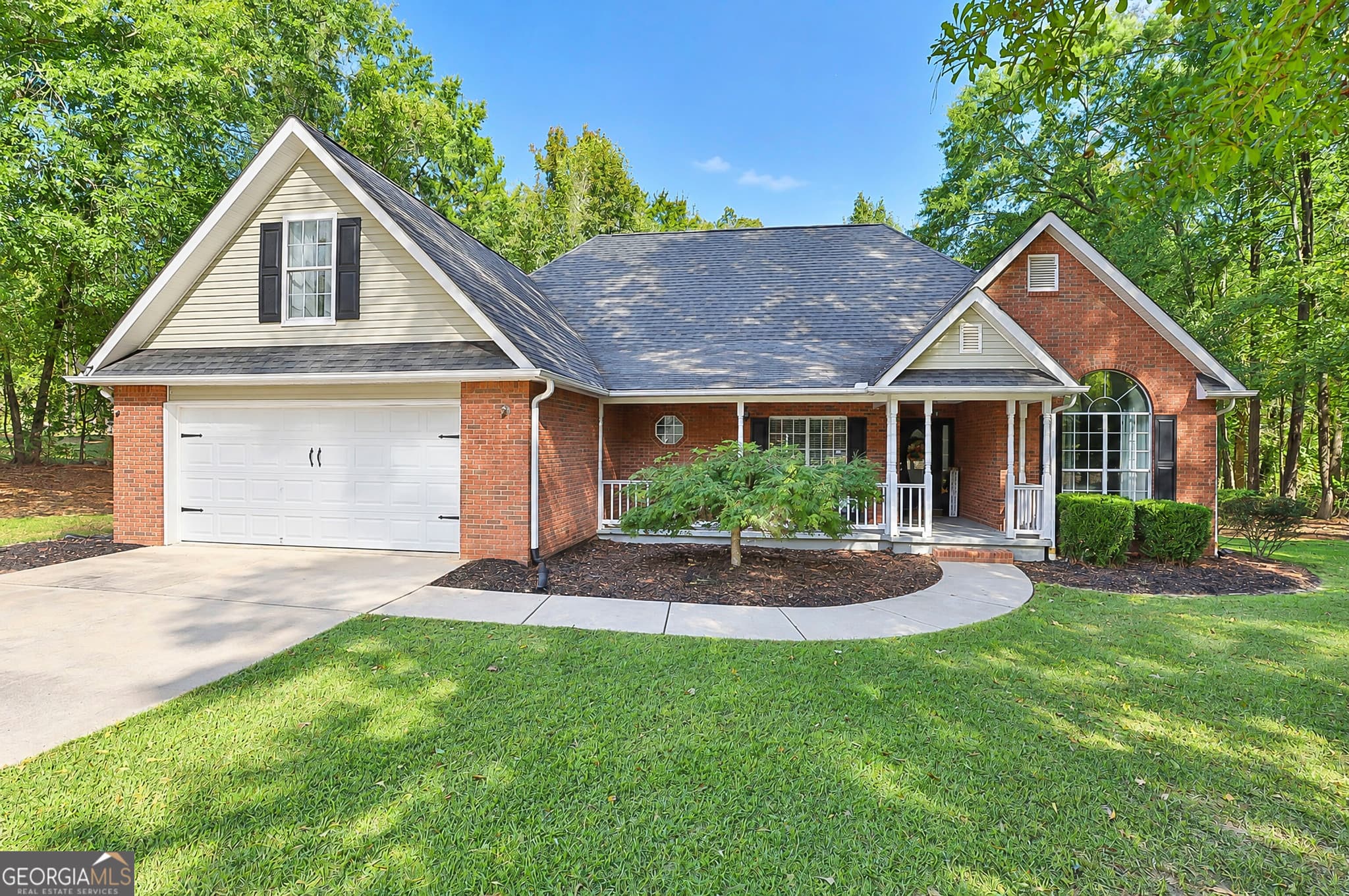 4 bedroom, 2 bathroom, 2,195 sq ft single family residence for sale at 100 T J Harris Drive, Jenkinsburg, GA 30234