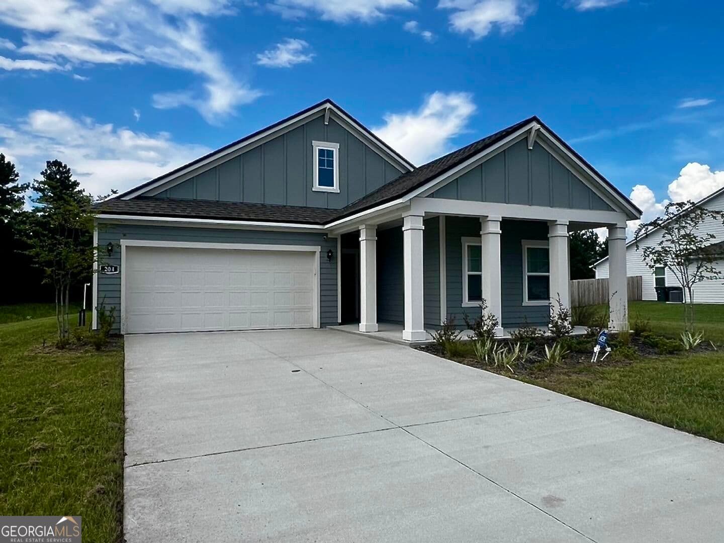 3 bedroom, 2 bathroom, 1,835 sq ft single family residence for rent at 204 Park View Lane, Kingsland, GA 31548 for $2,400 a month