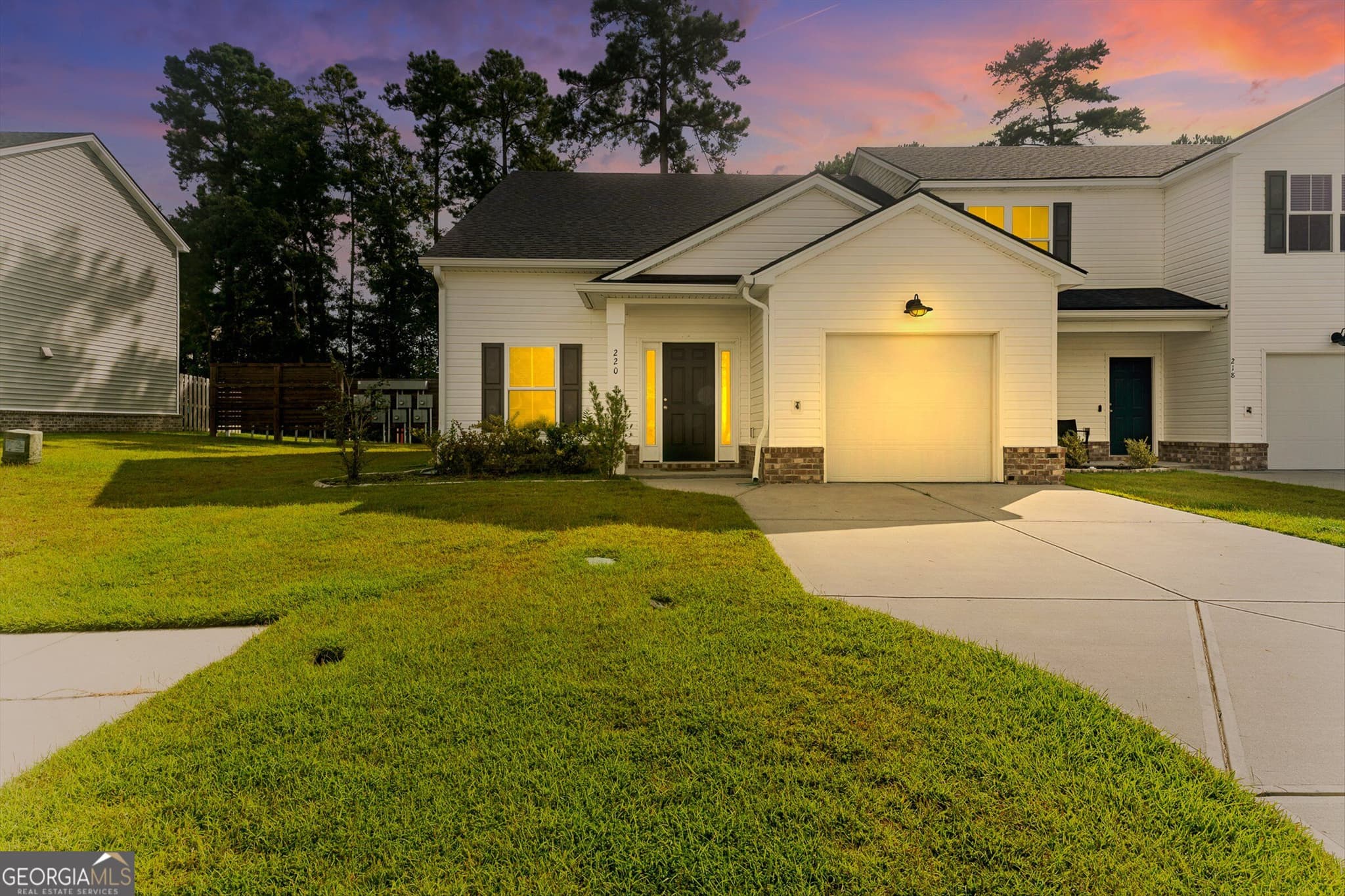 4 bedroom, 2.5 bathroom, 1,694 sq ft townhouse for sale at 220 Haisley Run, Guyton, GA 31312