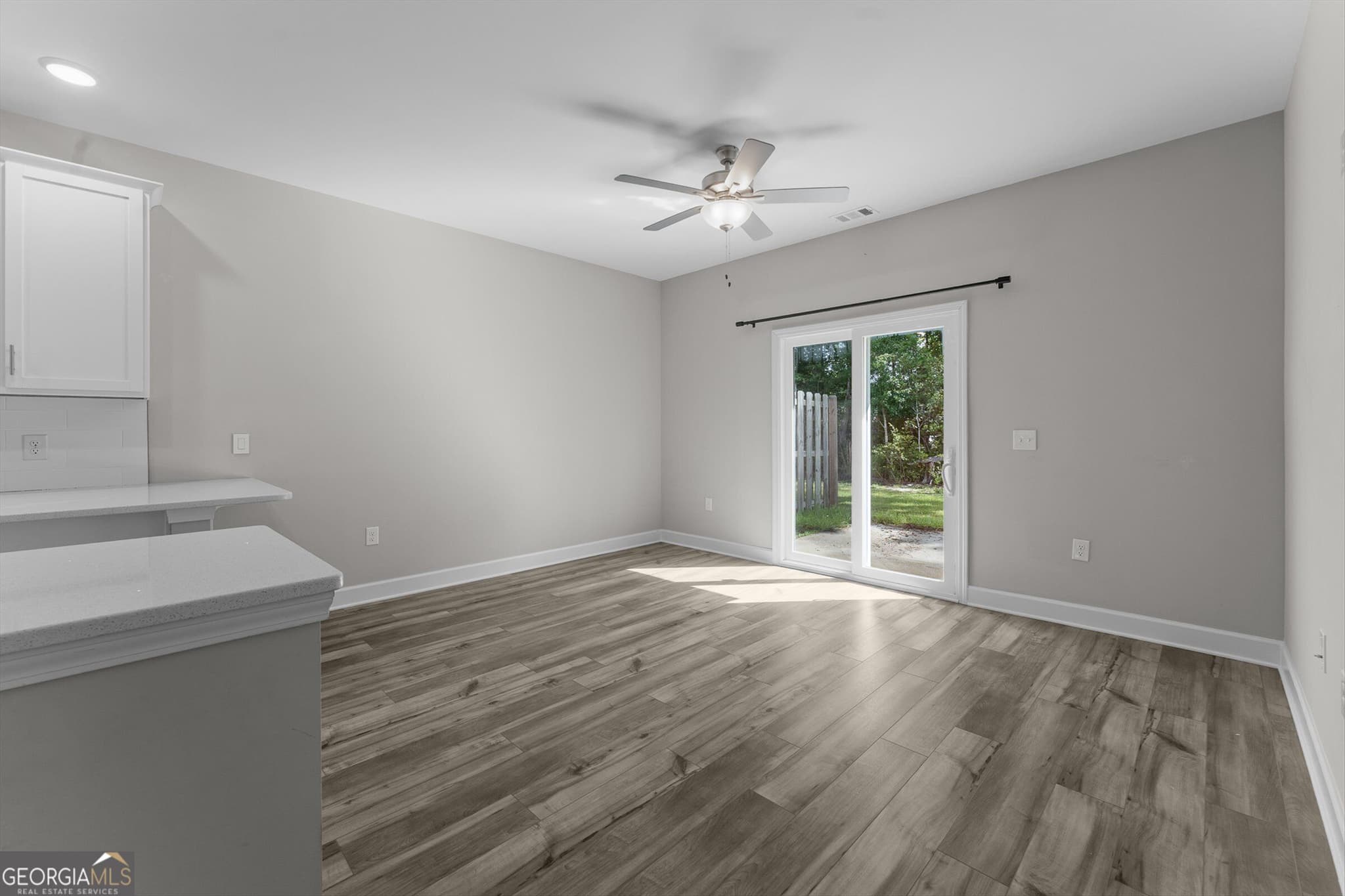 4 bedroom, 2.5 bathroom, 1,694 sq ft townhouse for sale at 220 Haisley Run, Guyton, GA 31312 — photo 10
