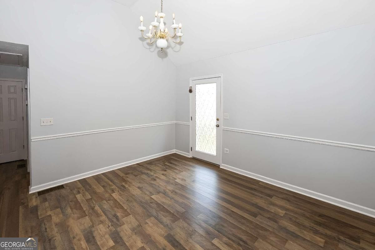 3 bedroom, 3 bathroom, 1,932 sq ft single family residence for sale at 75 Woodland Ridge Circle, Covington, GA 30016 — photo 6