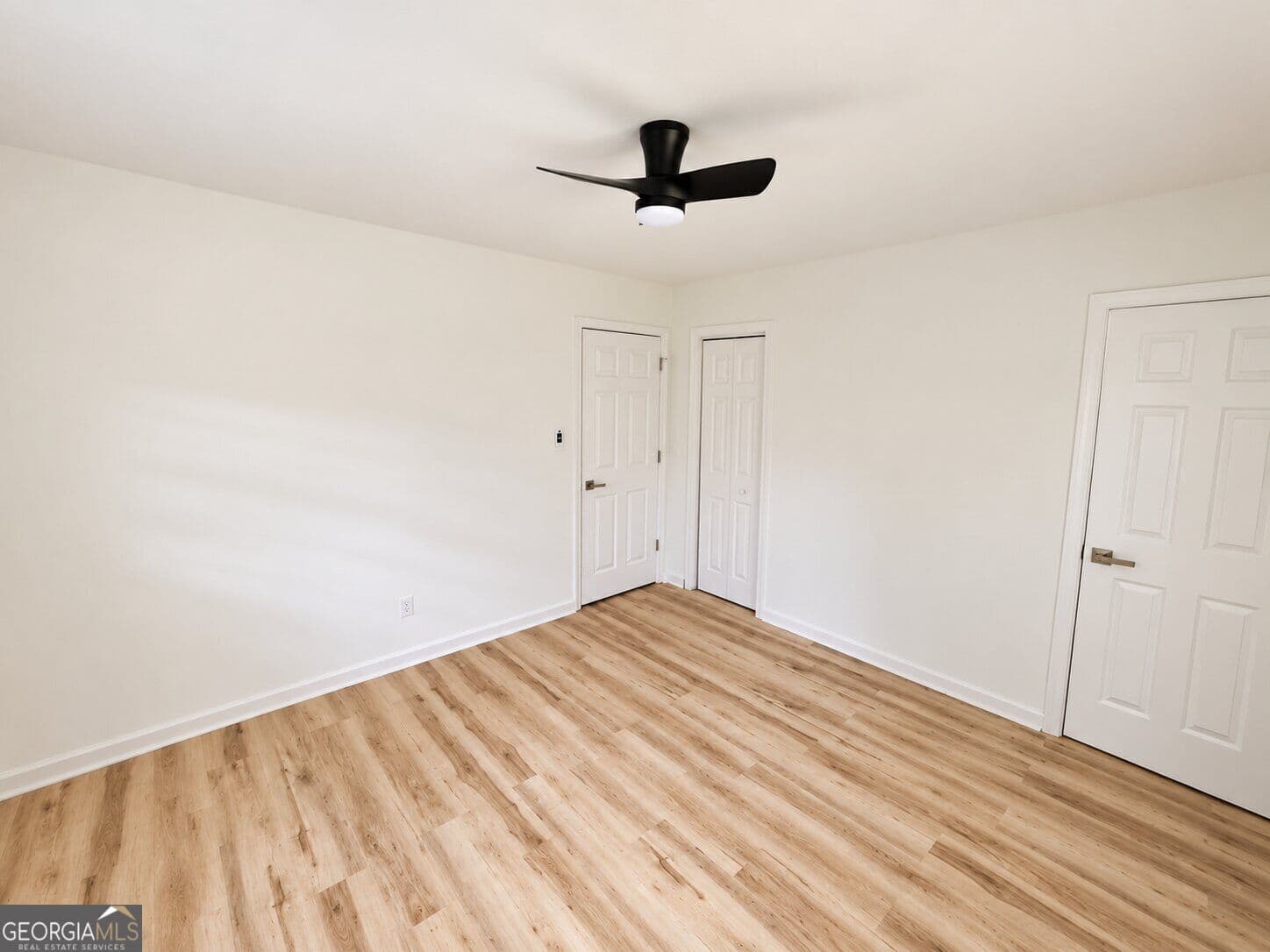 3 bedroom, 2 bathroom, 1,135 sq ft single family residence for sale at 3565 Glenwood Road, Decatur, GA 30032 — photo 7