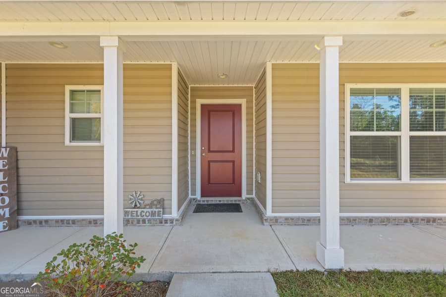 3 bedroom, 2 bathroom, 1,651 sq ft single family residence for sale at 192 Hummingbird Lane, Jesup, GA 31545 — photo 4