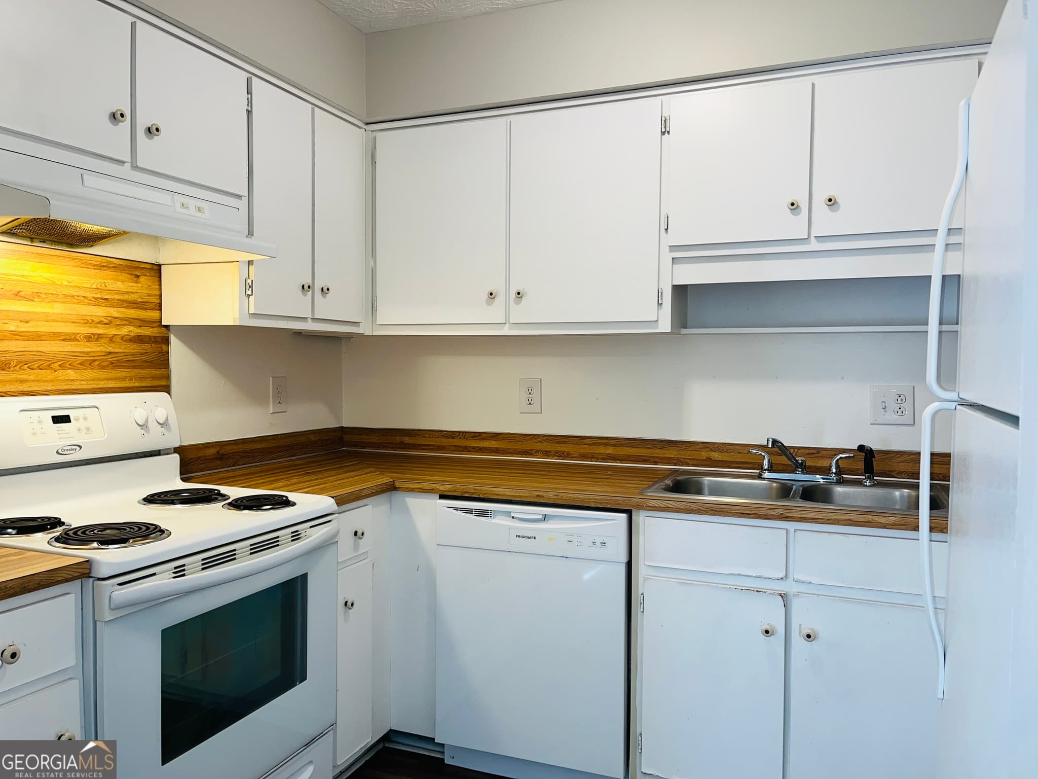 2 bedroom, 2.5 bathroom, 1,190 sq ft single family residence for rent at 314 Harwell Avenue 3, Lagrange, GA 30240 for $995 a month — photo 6
