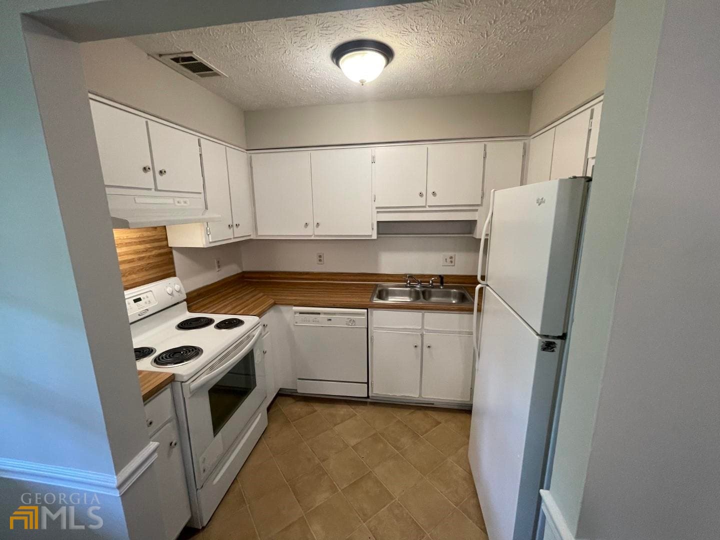2 bedroom, 2.5 bathroom, 1,190 sq ft single family residence for rent at 314 Harwell Avenue 3, Lagrange, GA 30240 for $995 a month — photo 8