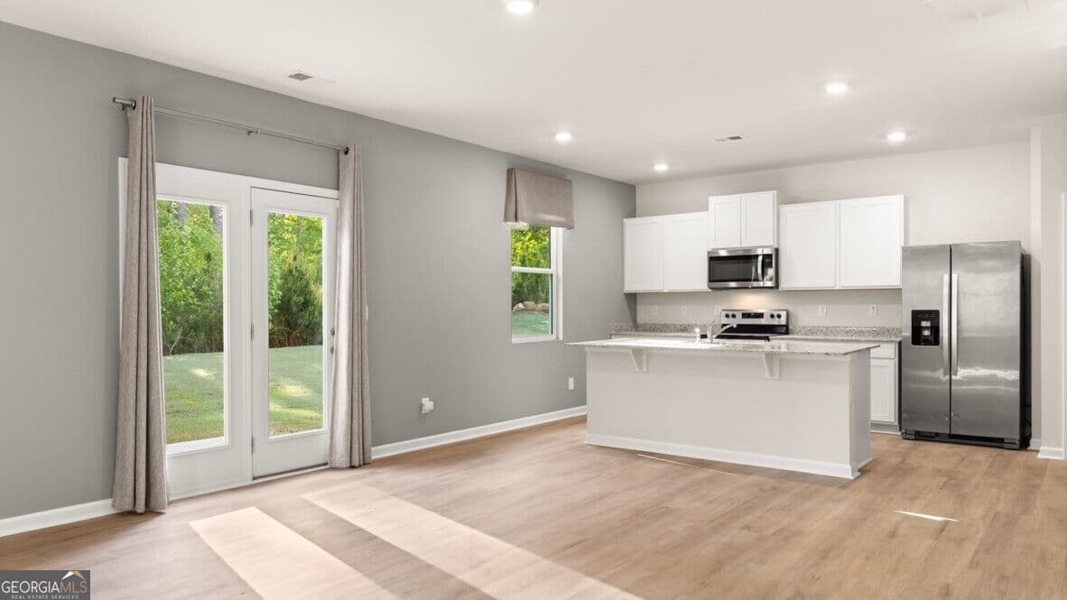 4 bedroom, 2.5 bathroom, 2,176 sq ft single family residence for sale at 439 Creekview Way, Dallas, GA 30132 — photo 3