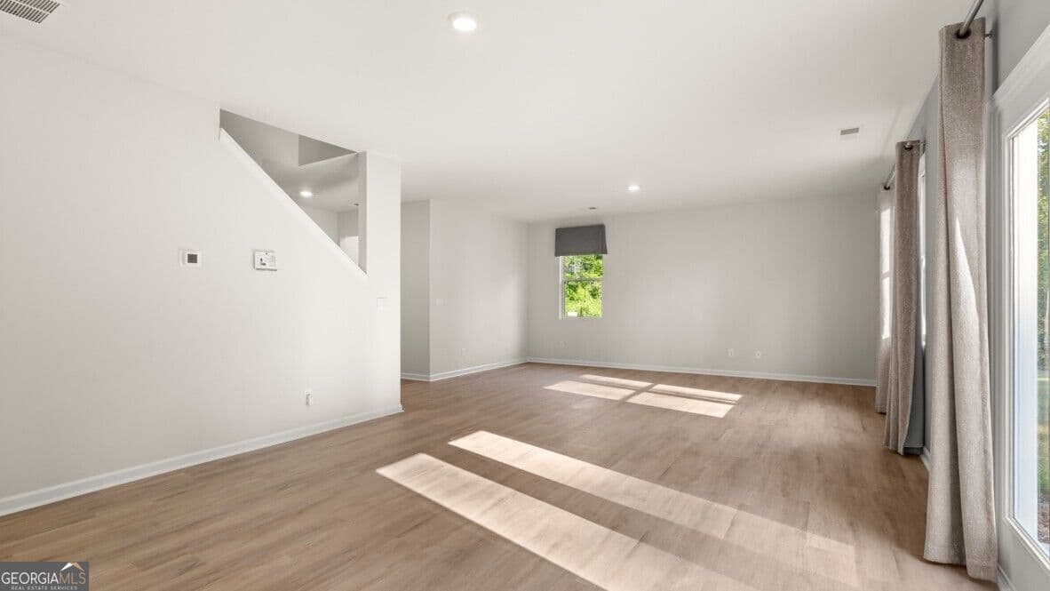 4 bedroom, 2.5 bathroom, 2,176 sq ft single family residence for sale at 439 Creekview Way, Dallas, GA 30132 — photo 10
