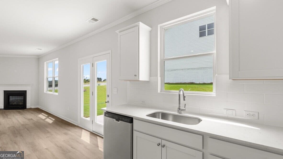 5 bedroom, 3 bathroom, 2,804 sq ft single family residence for sale at 176 Supreme Court, Braselton, GA 30517 — photo 7