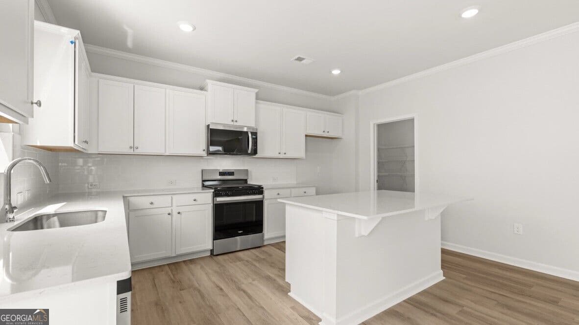 5 bedroom, 3 bathroom, 2,804 sq ft single family residence for sale at 176 Supreme Court, Braselton, GA 30517 — photo 8