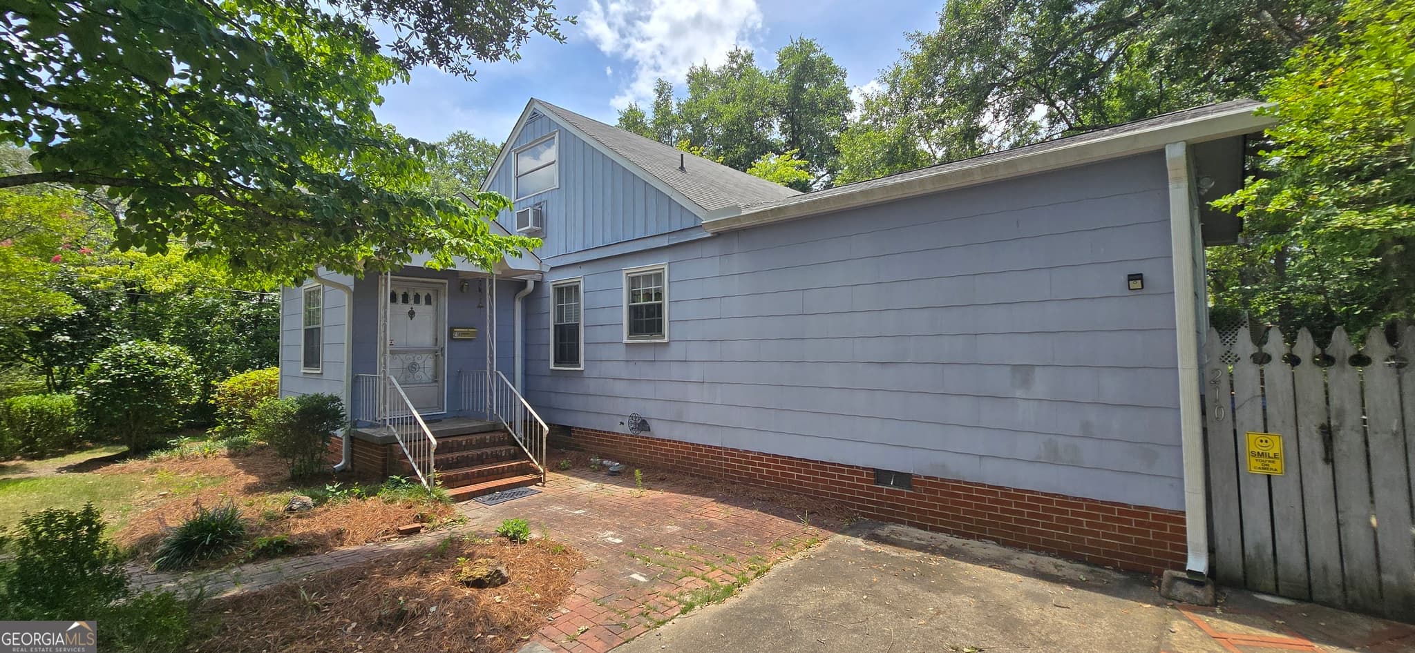 4 bedroom, 2 bathroom, 2,357 sq ft single family residence under contract at 210 Penn Avenue, Dublin, GA 31021 — photo 6