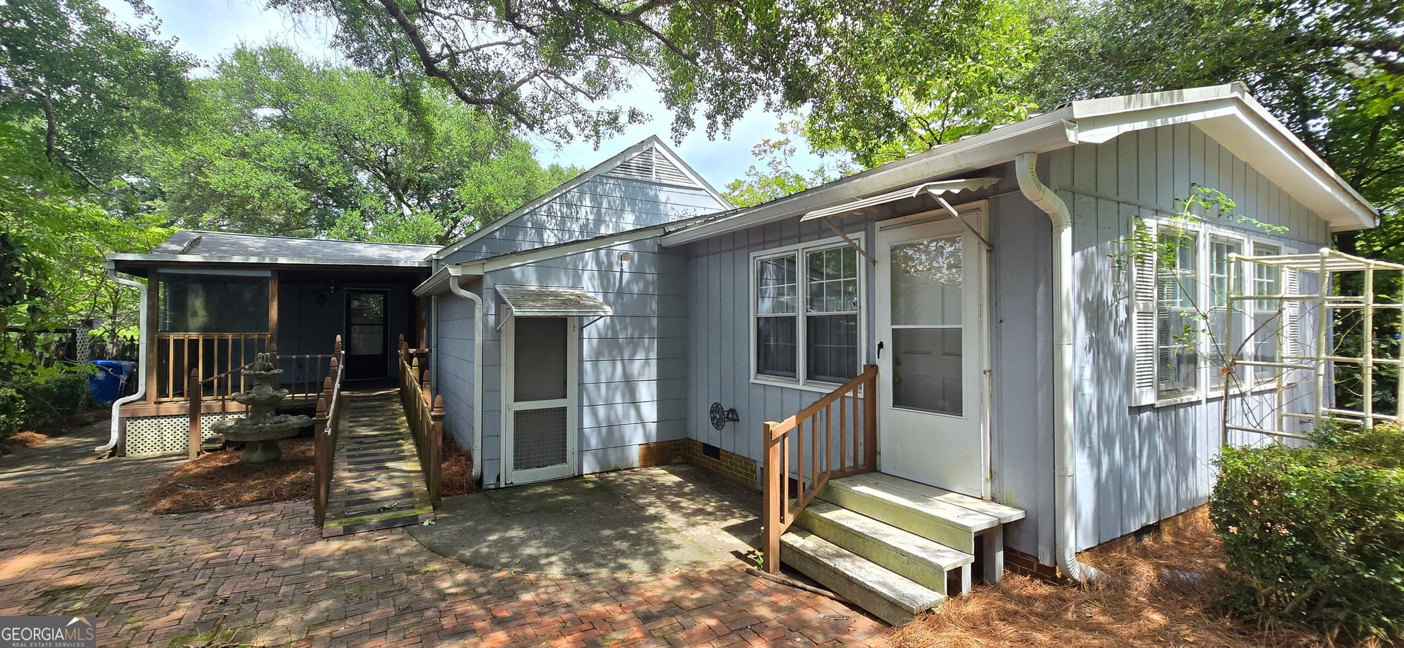 4 bedroom, 2 bathroom, 2,357 sq ft single family residence under contract at 210 Penn Avenue, Dublin, GA 31021 — photo 10