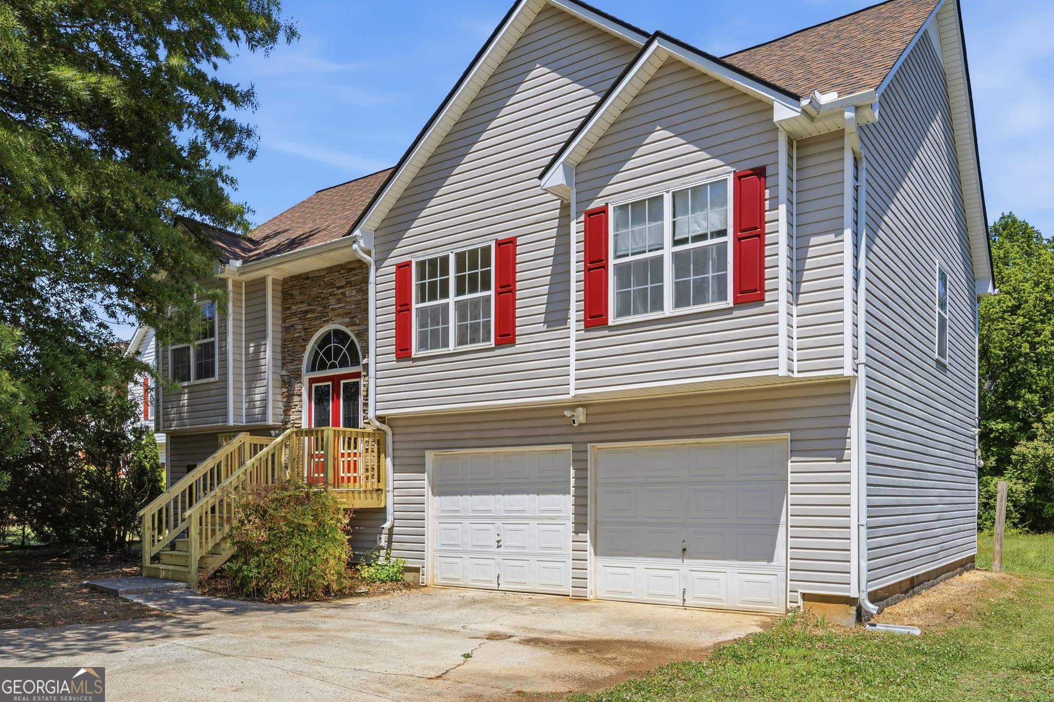 3 bedroom, 2 bathroom, 2,764 sq ft single family residence sold at 5730 Stout Parkway, Powder Springs, GA 30127