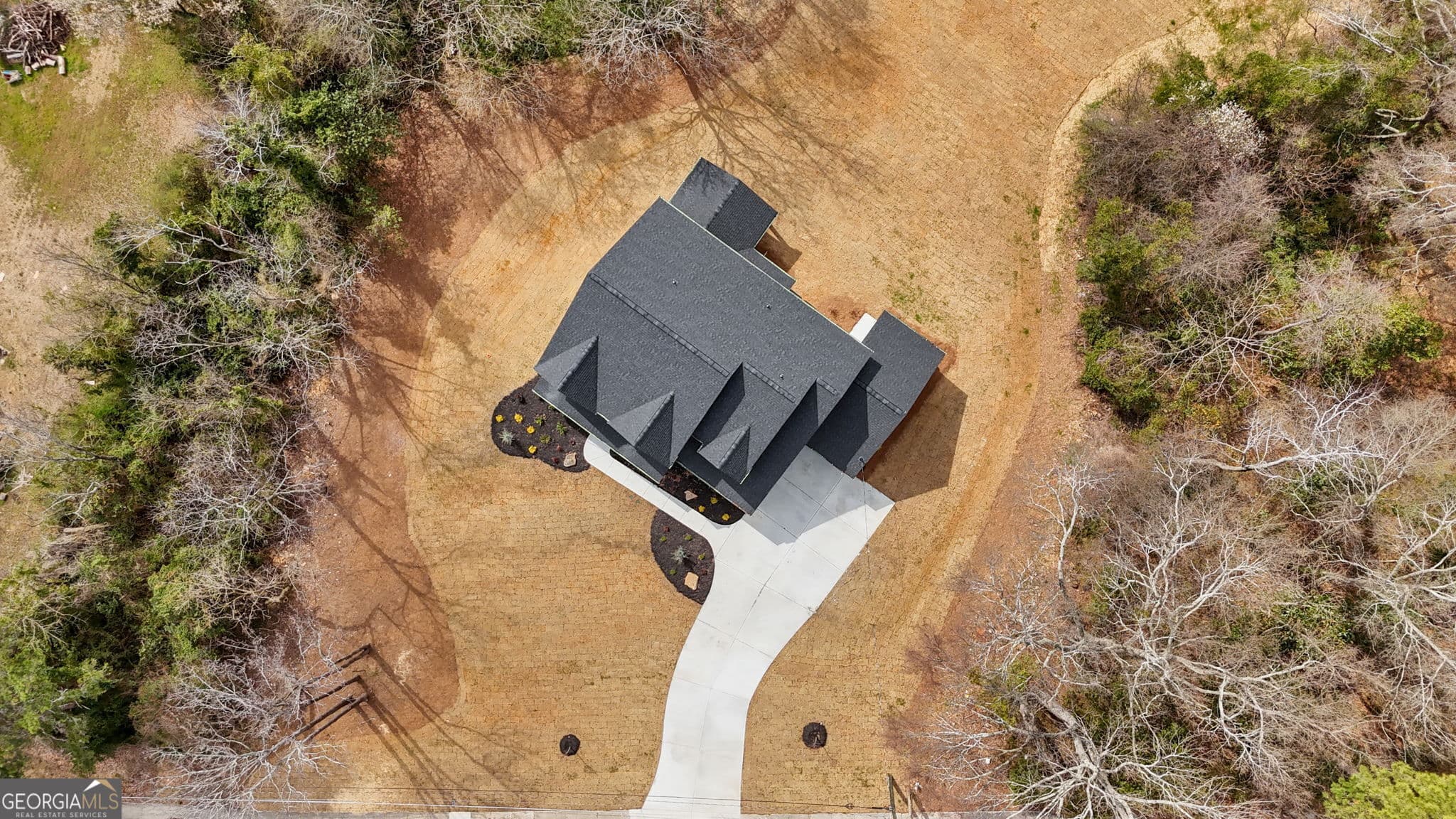5 bedroom, 3.5 bathroom, 3,565 sq ft single family residence for sale at 1629 Phillips Road, Lithonia, GA 30058 — photo 3