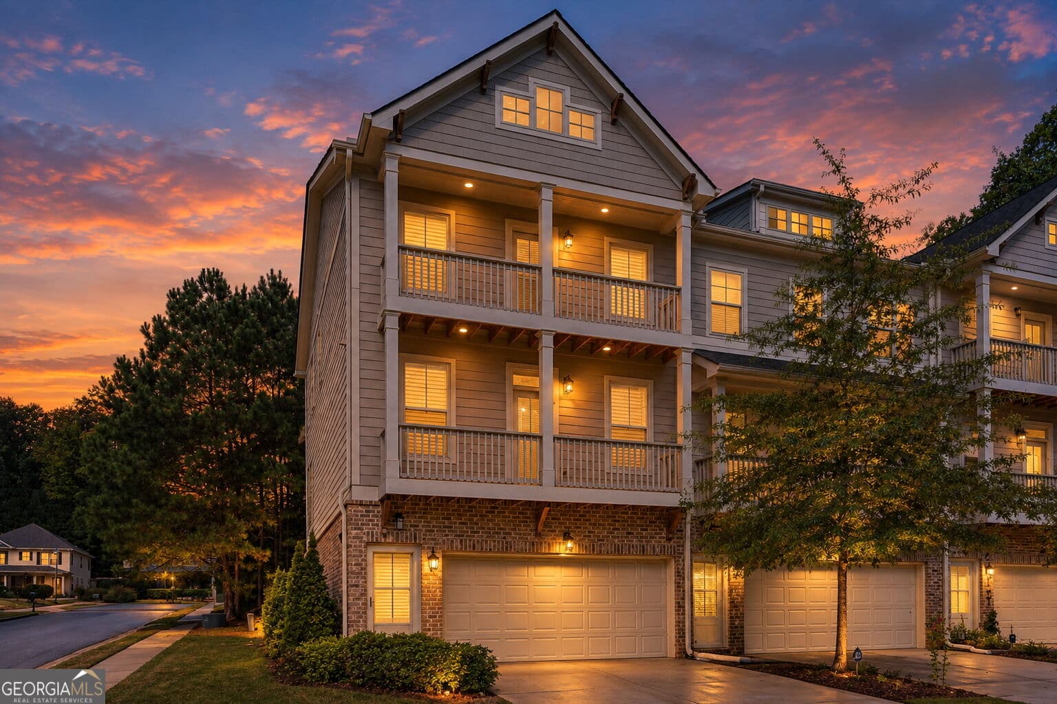 3 bedroom, 3.5 bathroom, 2,045 sq ft townhouse for sale at 2417 Misty Hollow Place, College Park, GA 30337 — photo 1 of 35