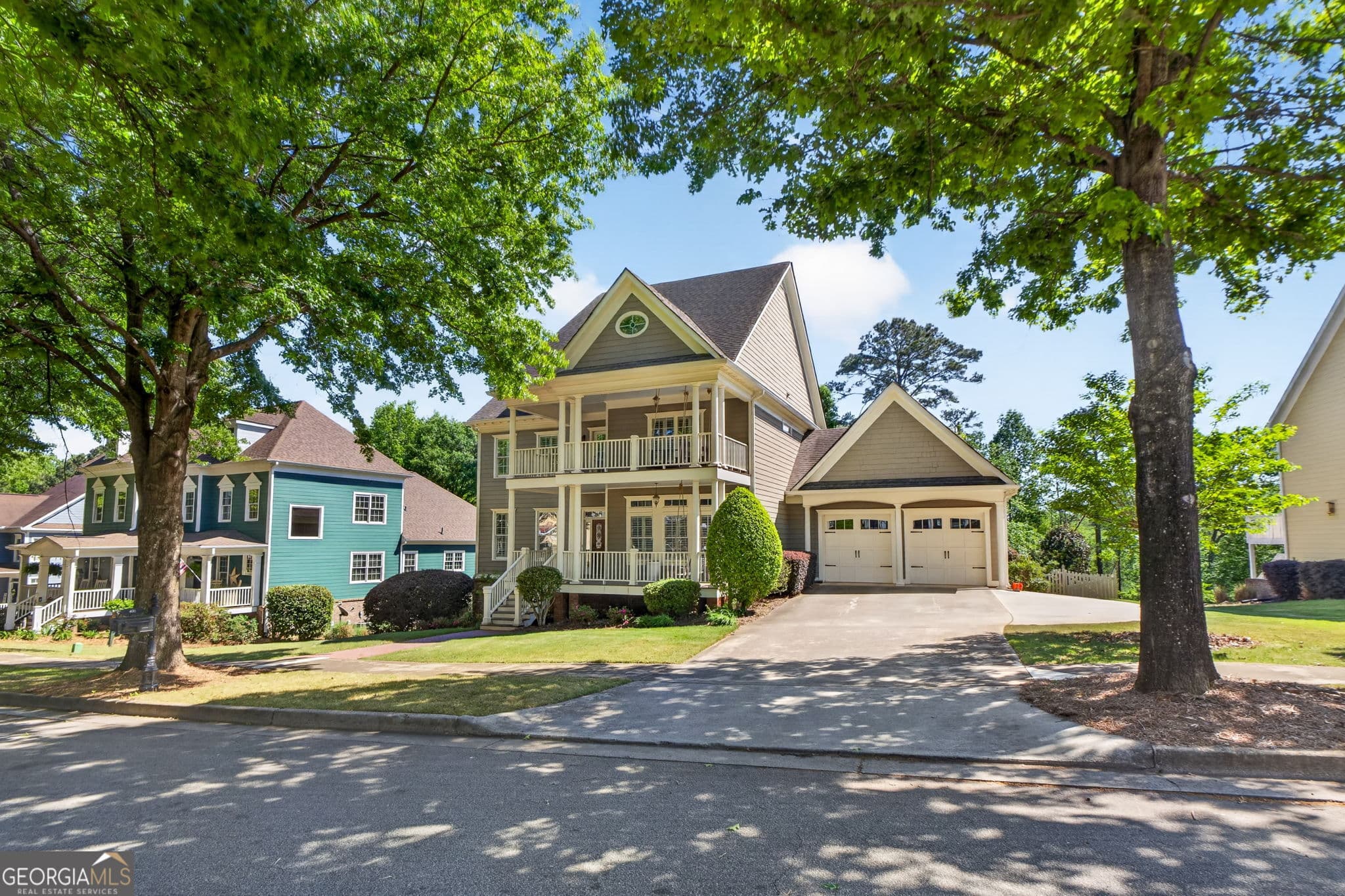 5 bedroom, 4.5 bathroom, 4,430 sq ft single family residence for sale at 4013 Andover Circle, Mcdonough, GA 30252 — photo 3