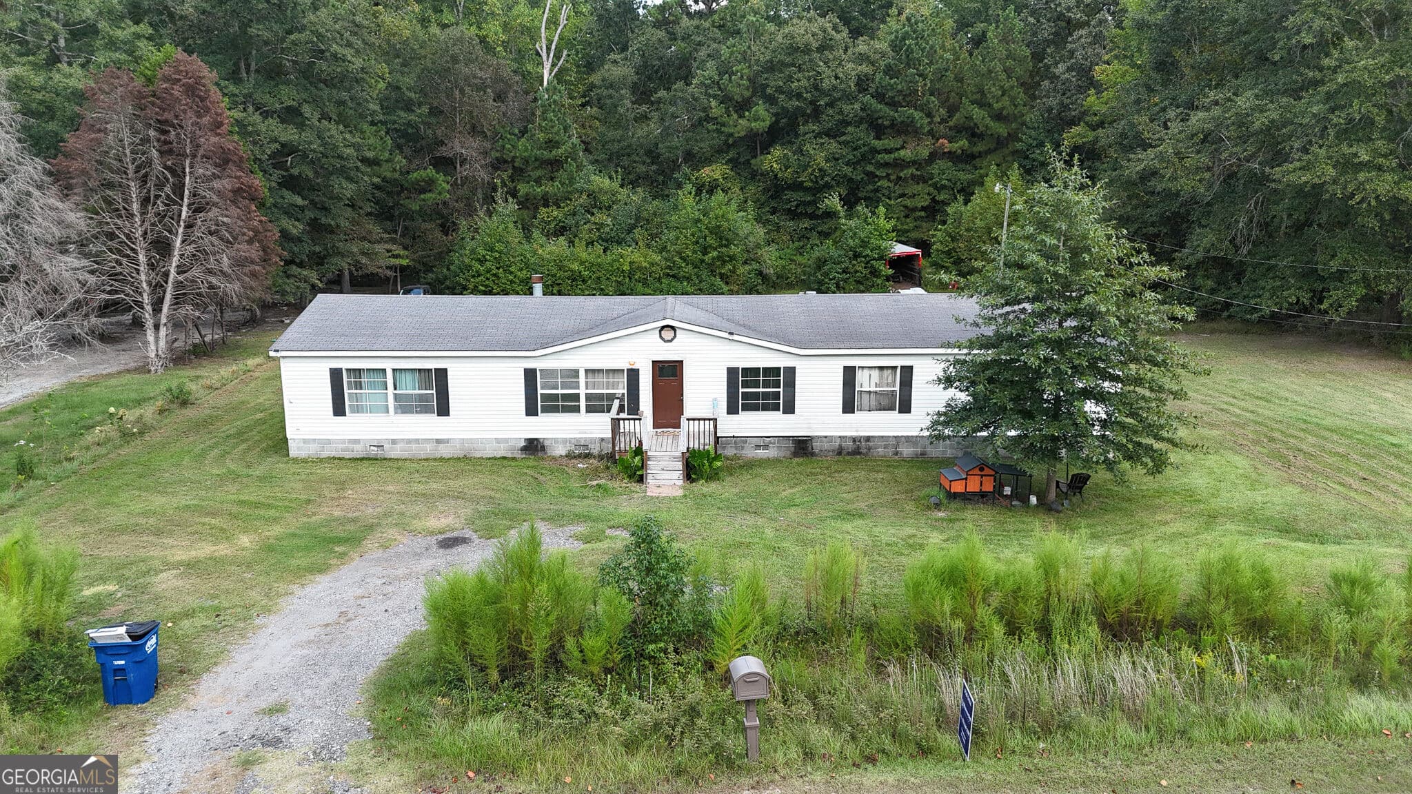 4 bedroom, 2 bathroom, 2,240 sq ft manufactured home,single family residence for sale at 205 BRIAR CREEK Way, Lizella, GA 31052 — photo 2