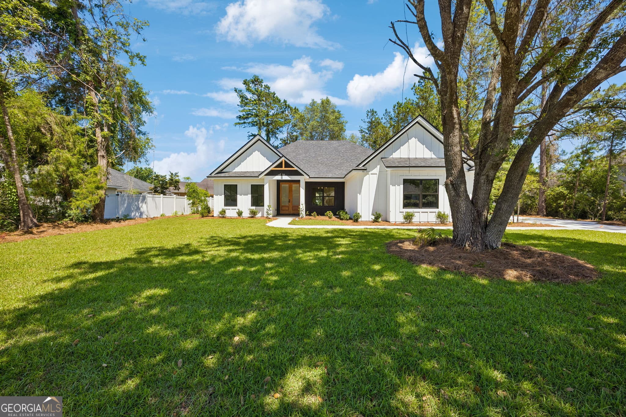 4 bedroom, 3 bathroom, 2,234 sq ft single family residence for sale at 102 Tidewater Circle, Kingsland, GA 31548 — photo 7