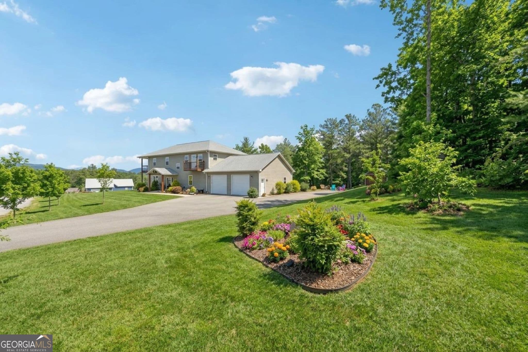 4 bedroom, 3.5 bathroom, 2,800 sq ft single family residence for sale at 30 Station Gap, Dahlonega, GA 30533 — photo 6