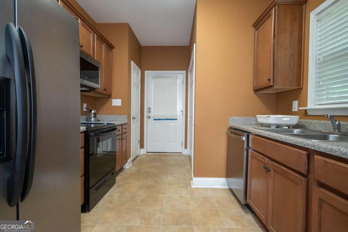 2 bedroom, 2 bathroom, 1,293 sq ft townhouse for sale at 1340 Brighton Lane, Bogart, GA 30622 — photo 7