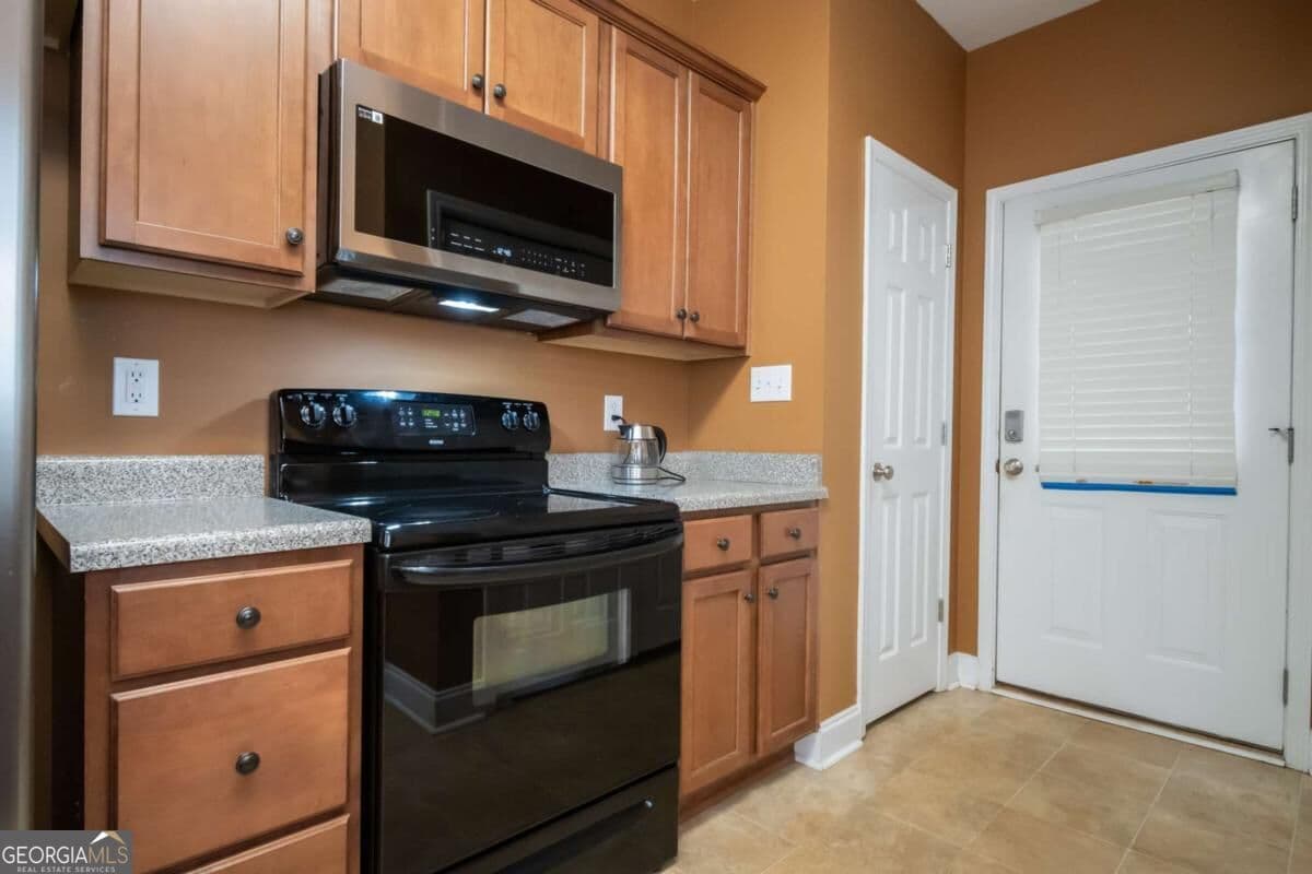 2 bedroom, 2 bathroom, 1,293 sq ft townhouse for sale at 1340 Brighton Lane, Bogart, GA 30622 — photo 8