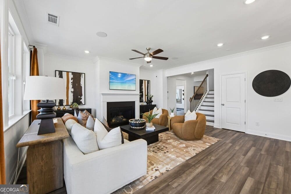 5 bedroom, 4.5 bathroom, 3,504 sq ft single family residence for sale at 1000 Nichols Farm Circle, Dacula, GA 30019 — photo 9