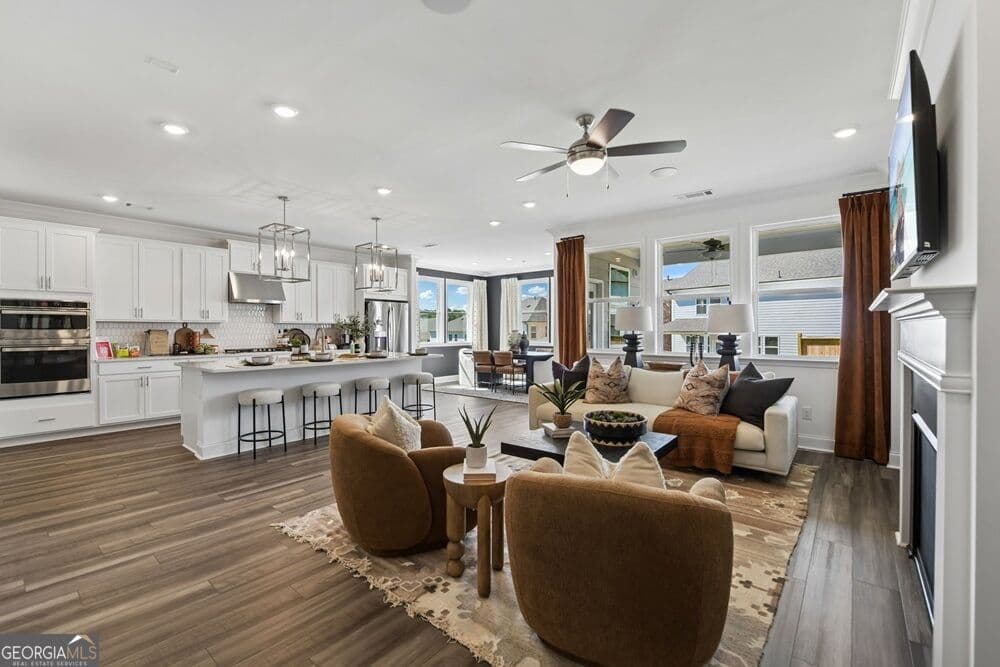 5 bedroom, 4.5 bathroom, 3,504 sq ft single family residence for sale at 1000 Nichols Farm Circle, Dacula, GA 30019 — photo 8