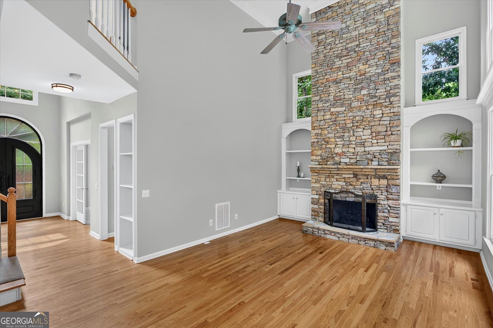 4 bedroom, 3.5 bathroom, 3,307 sq ft single family residence for sale at 1250 Spring Oak Way, Cumming, GA 30041 — photo 9