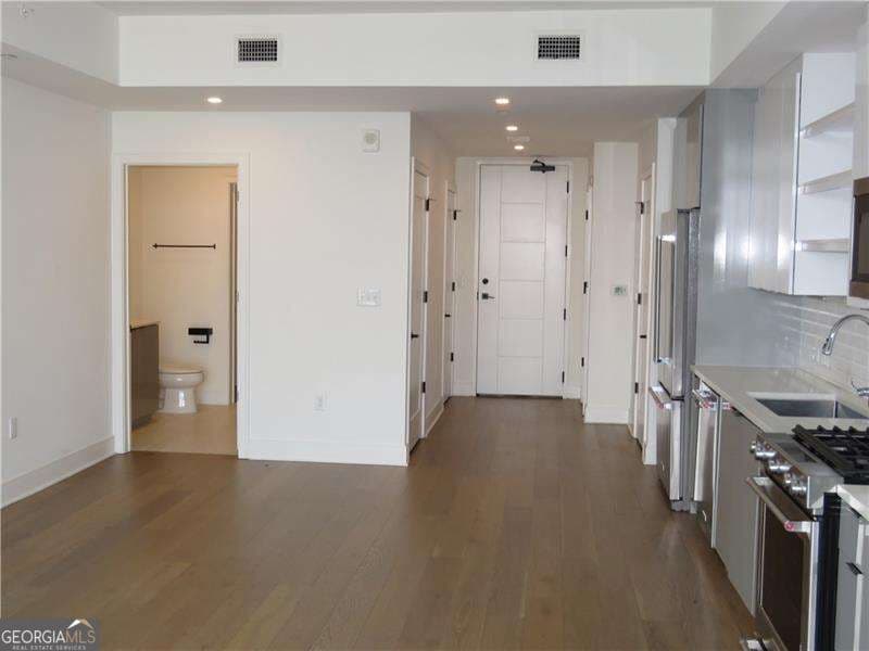 1 bedroom, 1 bathroom condominium for sale at 788 W Marietta Street 1412, Atlanta, GA 30318 — photo 2