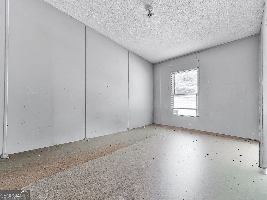 3 bedroom, 2 bathroom, 1,456 sq ft manufactured home,single family residence for sale at 119 Ridge Crest Drive 16, Jasper, GA 30143 — photo 6