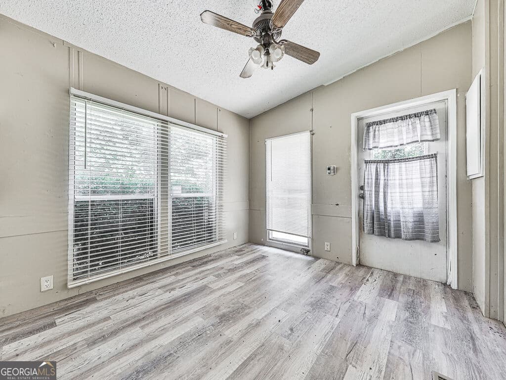 3 bedroom, 2 bathroom, 1,456 sq ft manufactured home,single family residence for sale at 119 Ridge Crest Drive 16, Jasper, GA 30143 — photo 10