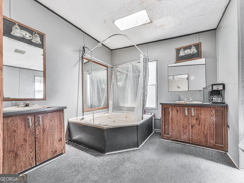 3 bedroom, 2 bathroom, 1,456 sq ft manufactured home,single family residence for sale at 119 Ridge Crest Drive 16, Jasper, GA 30143 — photo 8